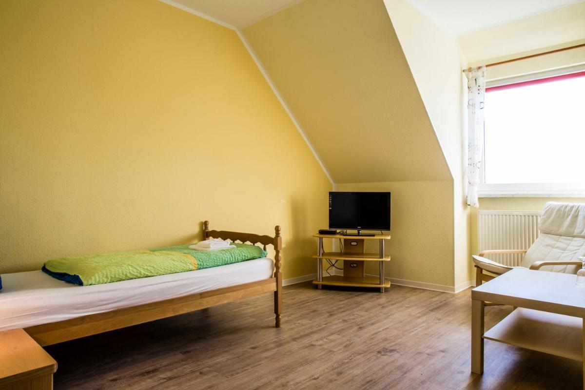 Logia Hotel Garni Neuharlingersiel Zewnętrze zdjęcie
